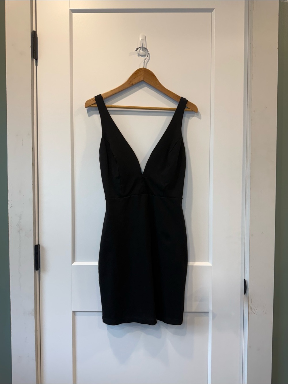 Lulu's Black V-Neck Mini Dress
